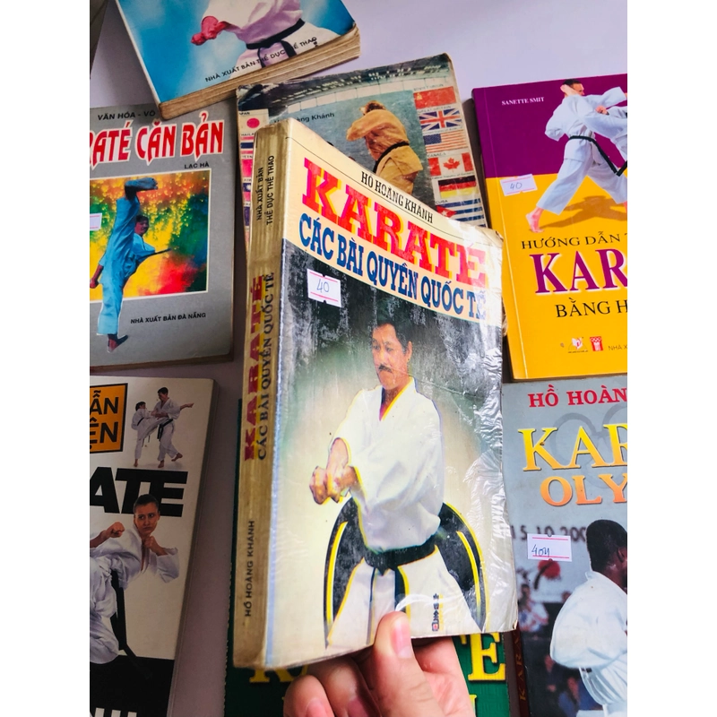 📚 SÁCH VỀ KARATE  🥋 542428