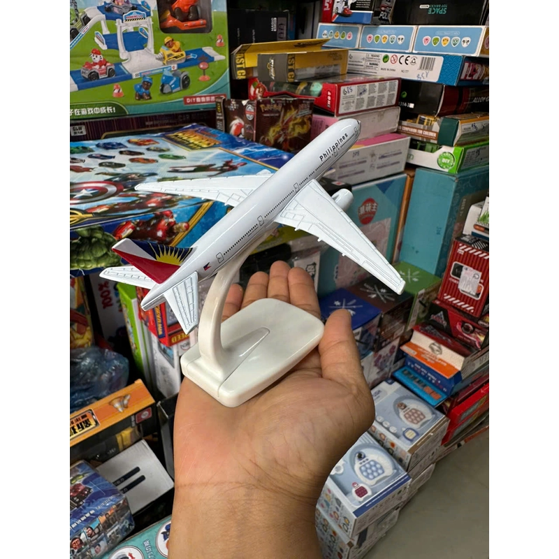 Mô hình máy bay bằng kim loại dài 18cm giao ngẫu nhiên Airplane model 299861