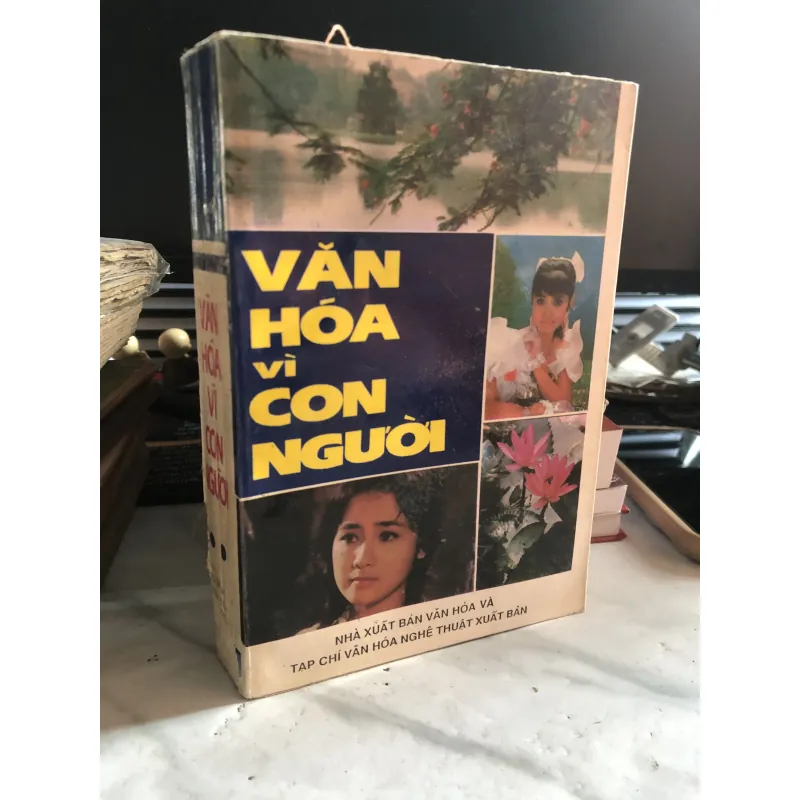Văn hoá vì con người  1044363