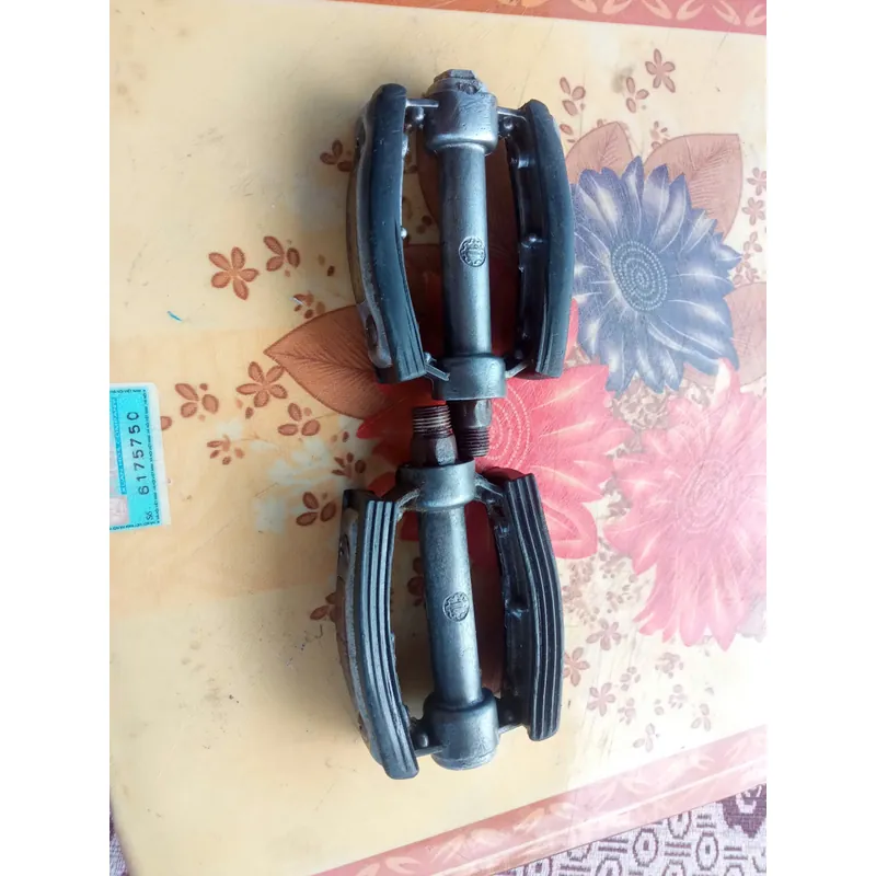 ĐÔI BÀN ĐẠP XE ĐẠP CỔ XƯA BẰNG NHÔM NGUYÊN KHỐI, SIÊU BỀN BỈ...  740435