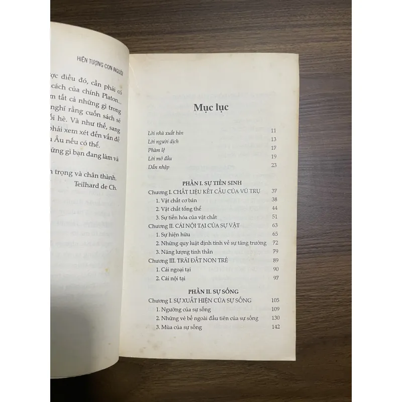 Hiện tượng con người 933813