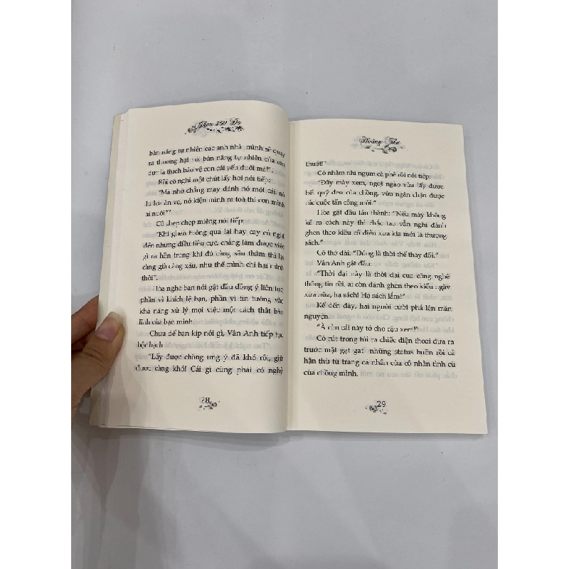 Ghen 360 độ - Hoàng Thư (Tập truyện) 539331