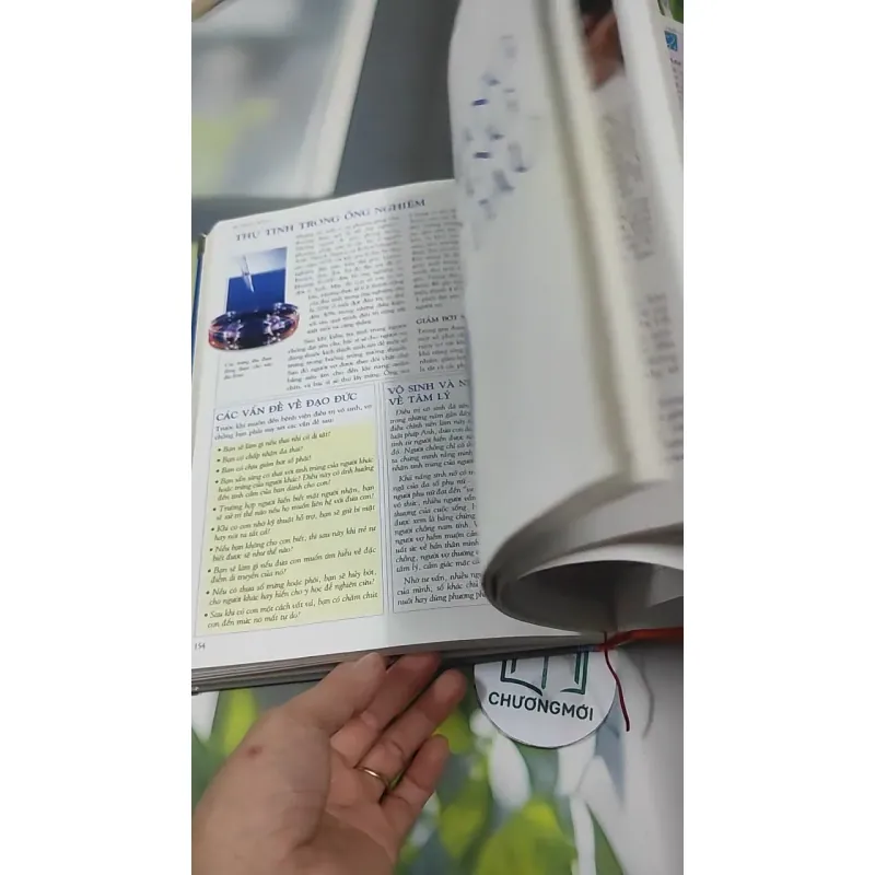 [MIỄN PHÍ BỌC SÁCH] Cơ Thể Nữ Giới - Dr. Miriam Stoppard 727376