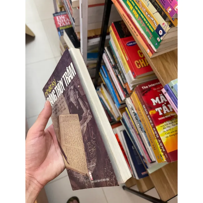 Nhật ký Đặng Thuỳ Trâm 557209