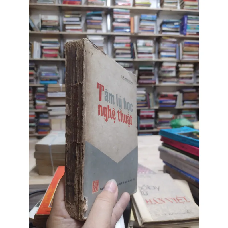 Sách: Tâm lý học nghệ thuật - L.X Vucốtxki (A2) 576473