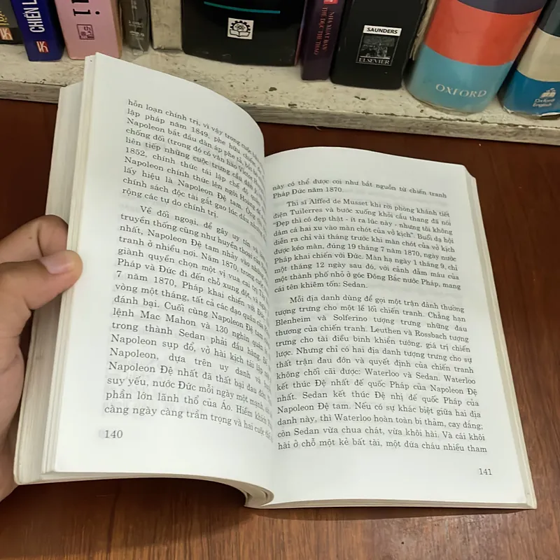 II Lịch Sử Thế Giới: Những Trận Đánh Nổi Tiếng Thế Giới - Quỳnh Cư - 2006 558227