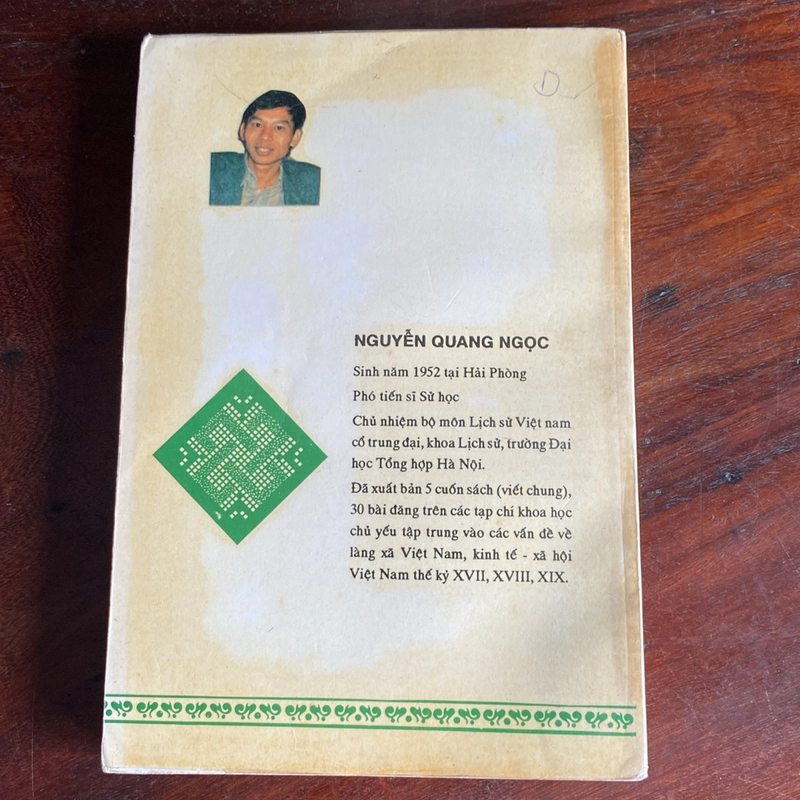 VỀ MỘT SỐ LÀNG BUÔN Ở ĐỒNG BẰNG BẮC BỘ THẾ KỶ XVIII-XIX, NGUYỄN QUANG NGỌC (XB 1993) 507145
