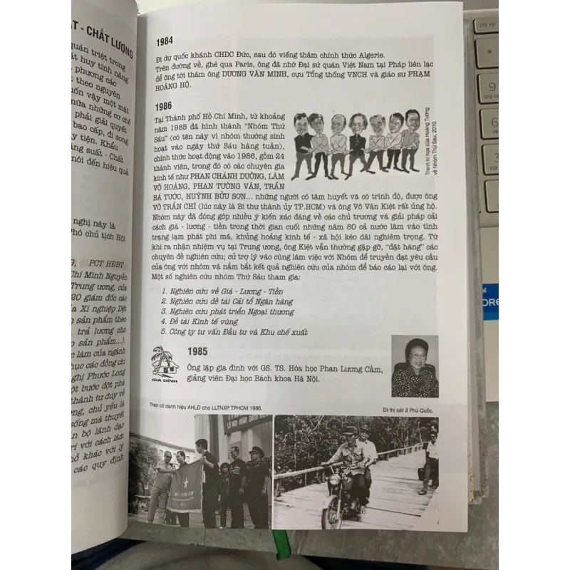 VÕ VĂN KIỆT NGƯỜI THẮP LỬA - NHIỀU TÁC GIẢ 699564