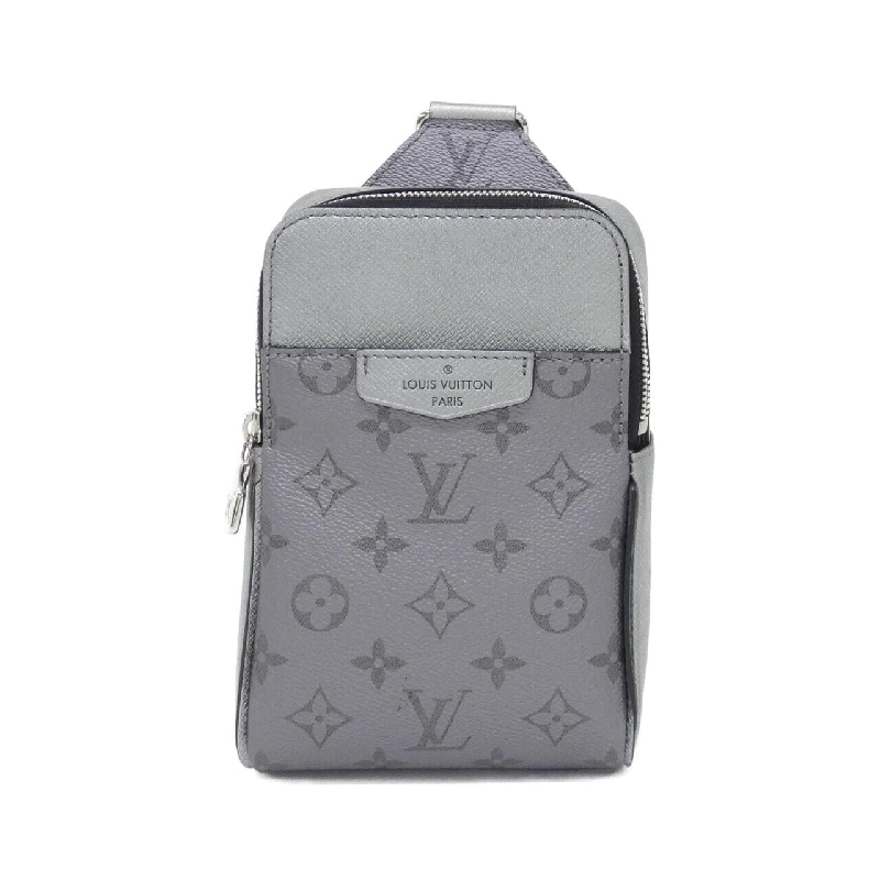 Túi đeo chéo ngoài trời Louis Vuitton Taiga Lama M30833 - Hàng hiệu Chính hãng 769681