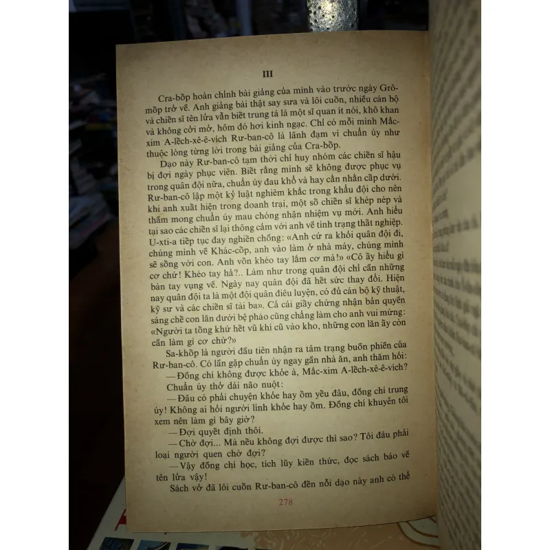 Người thay thế chưa tới - Ni-cô-lai Cam-bu-lốp 799512