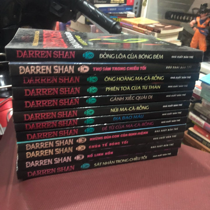 Những câu chuyện kỳ lạ của Darren Shan 325985