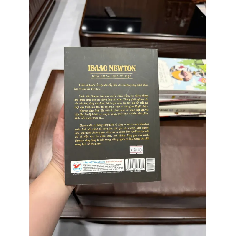 Isaac Newton – Nhà Khoa Học Vĩ Đại | Sách Tiểu Sử Danh Nhân Khoa Học - K3 1013447