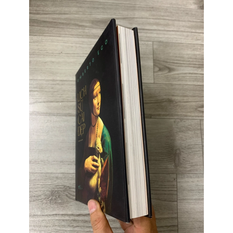 Lịch sử cái đẹp - umberto Eco.  529594