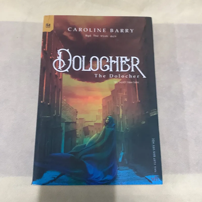 DOLOCHER THE DOLOCHER -  CAROLINE BARRY 740021