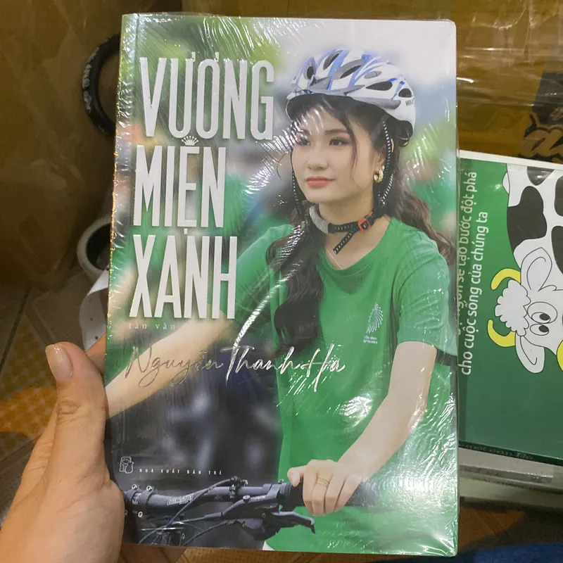 Vương Miện Xanh Nguyễn Thanh Hà 606417