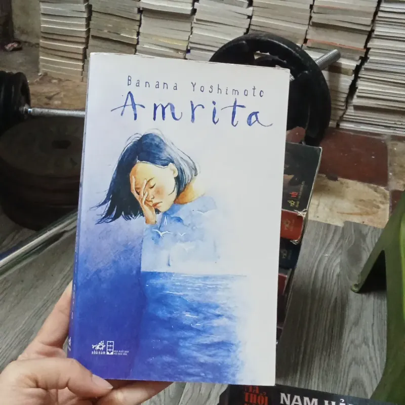 AMRITA - Banana Yoshimoto  992250