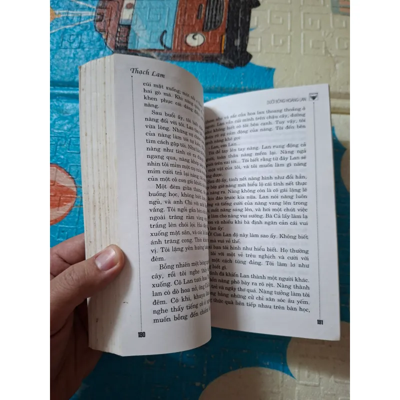 Dưới bóng hoàng lan - Thạch Lam 991097