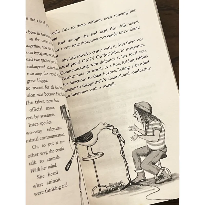 Evie in the Jungle 972878