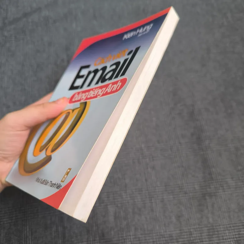 Cách viết Email bằng tiếng Anh - Kiến Hùng 559292