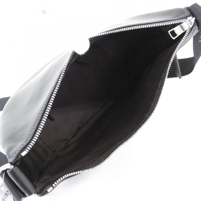 【Sản phẩm mới】Túi đeo vai Coach CT644 610384