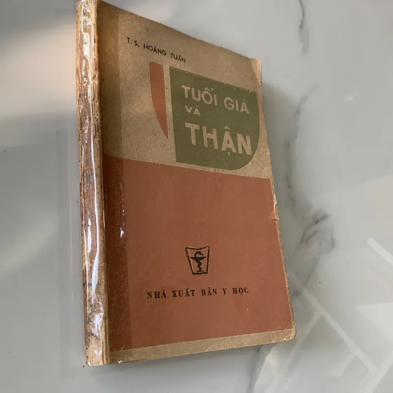 Tuổi già và thận, Tiến sĩ y khoa Hoàng Tuấn 709386