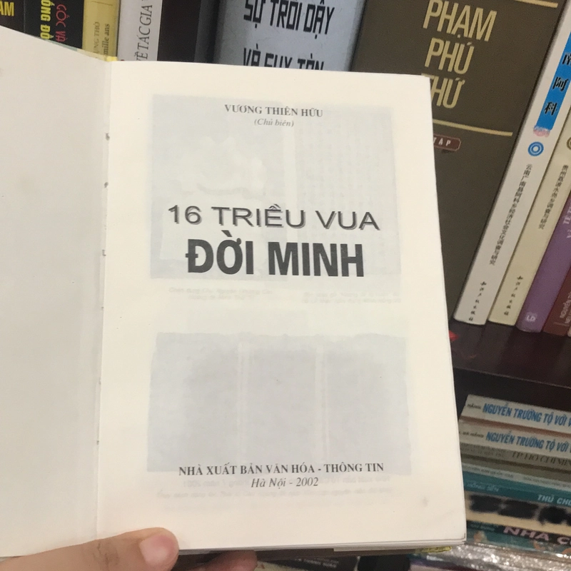 MƯỜI SÁU ĐỜI VUA TRIỀU MINH 550980