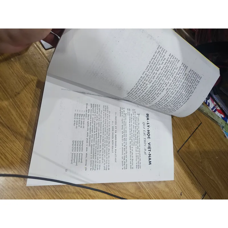 Đất Việt trời Nam (sách photo)
 691548