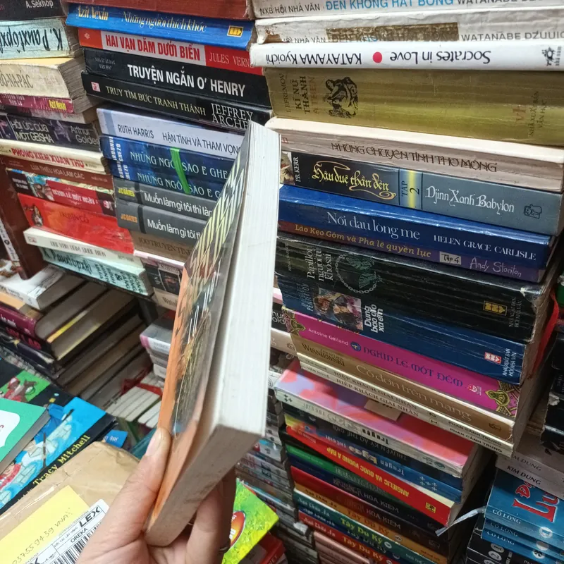 Lộ Mặt- sedney Sheldon 692840