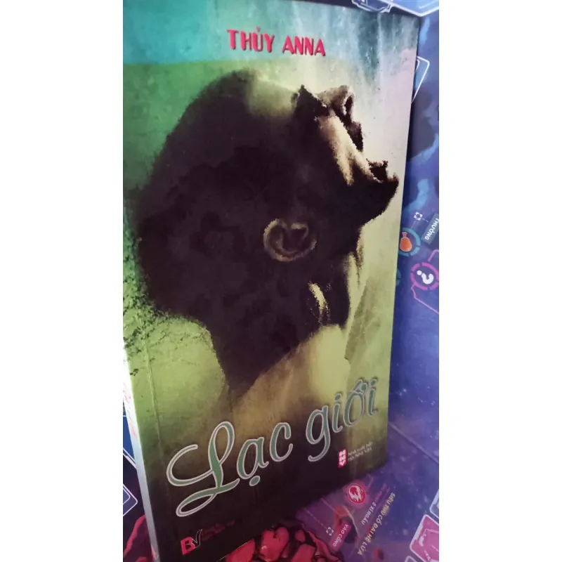 lạc giới - thuỷ anna 1019959