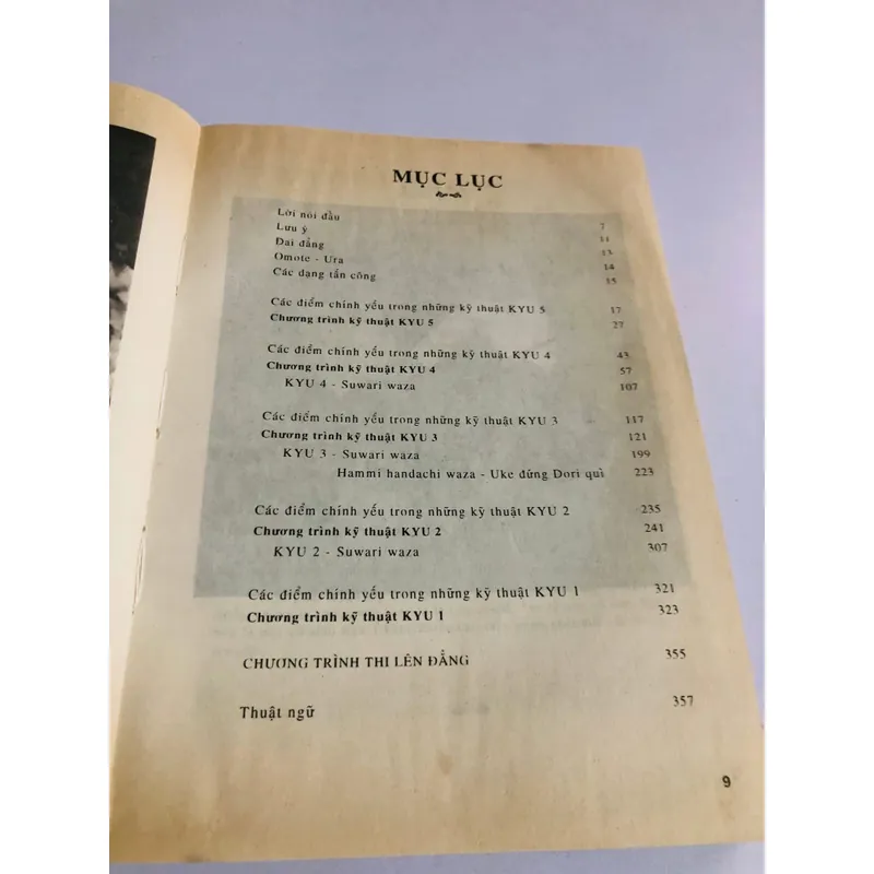 AIKIDO TỪ ĐAI TRẮNG ĐẾN ĐAI ĐEN – Christian Tissier 732976