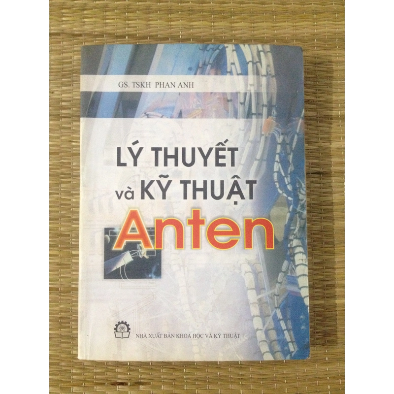 LÝ THUYẾT VÀ KỸ THUẬT ANTEN 495332