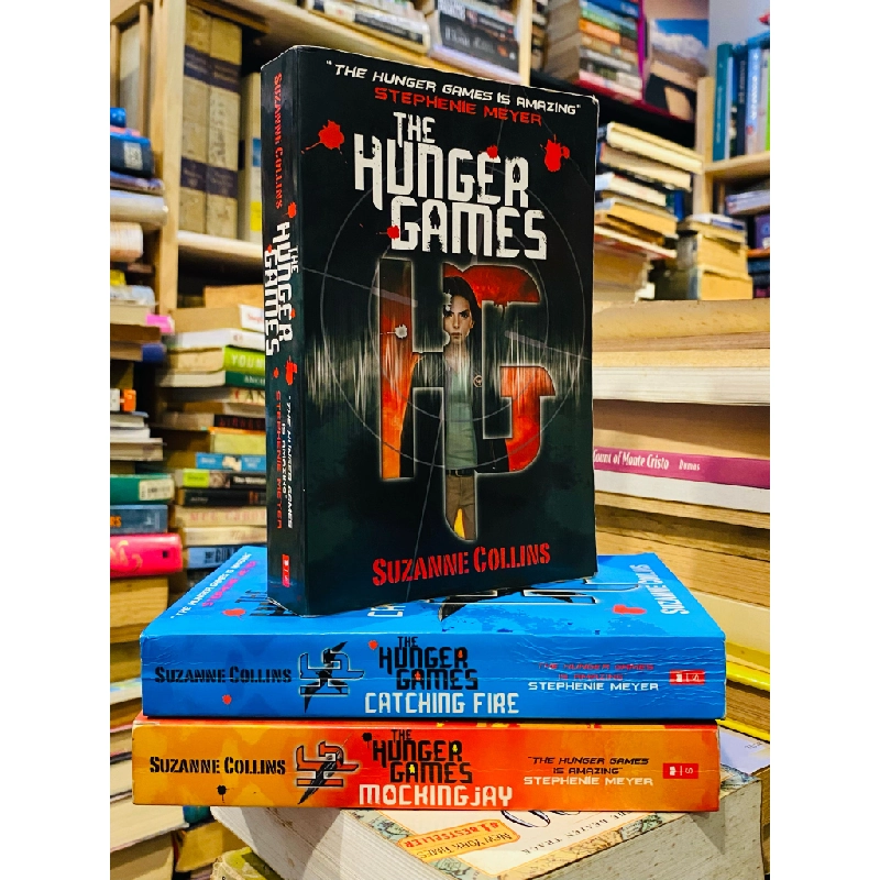 THE HUNGER GAMES TRIOLOGY - SUZANNE COLLINS 122532