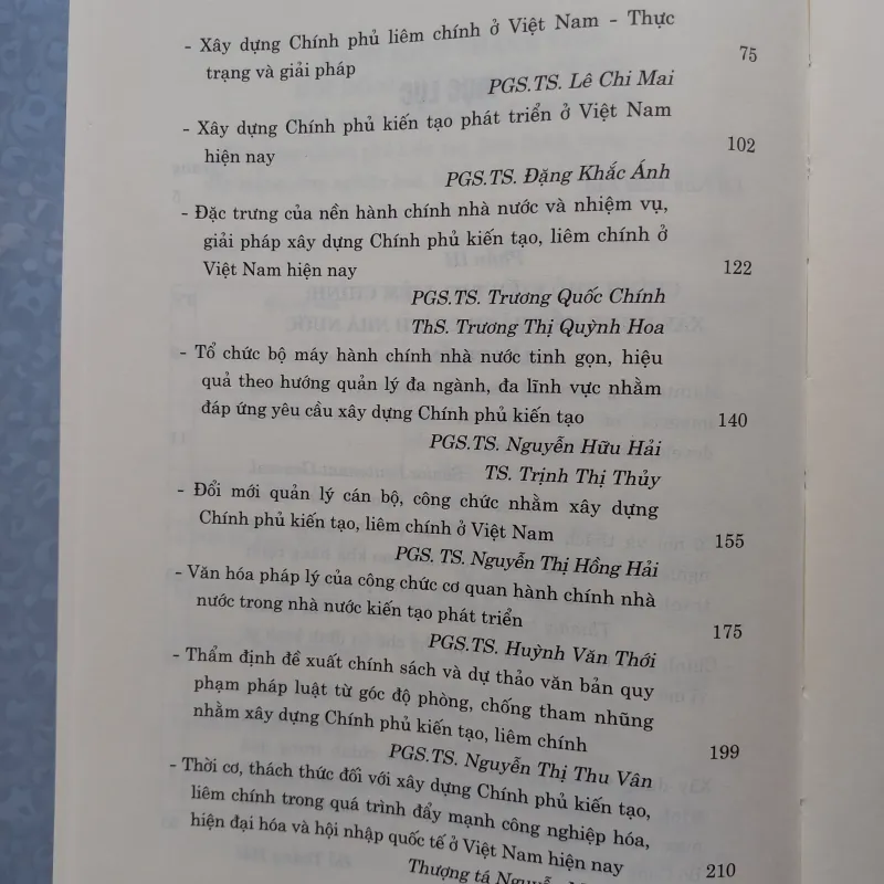 Sách kỷ yếu hội thảo khoa học  965069