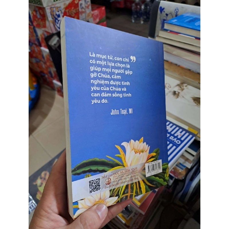 Chiếc Chiếu Sau Bụi Hoa Quỳnh - Tập 2 - Góp Nhặt Và Suy Niệm - John Toại, MI - mới 90% - VĂN HỌC - HMT3012 749828