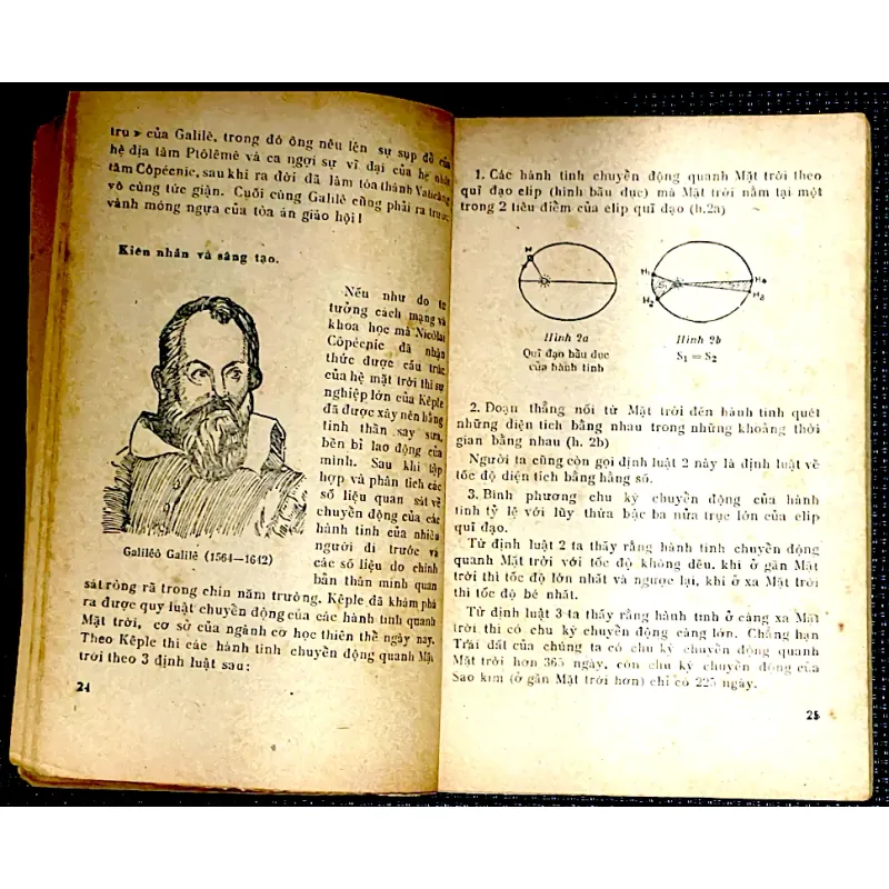 VŨ TRỤ VÀ ĐỜI SỐNG - PHẠM VIẾT TRINH 1027720