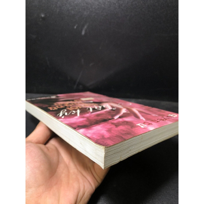 Nhật ký người phụ nữ ly hôn 2008 Quyên Tử ố, bị ẩm new 80% HCM0301 văn học 912764