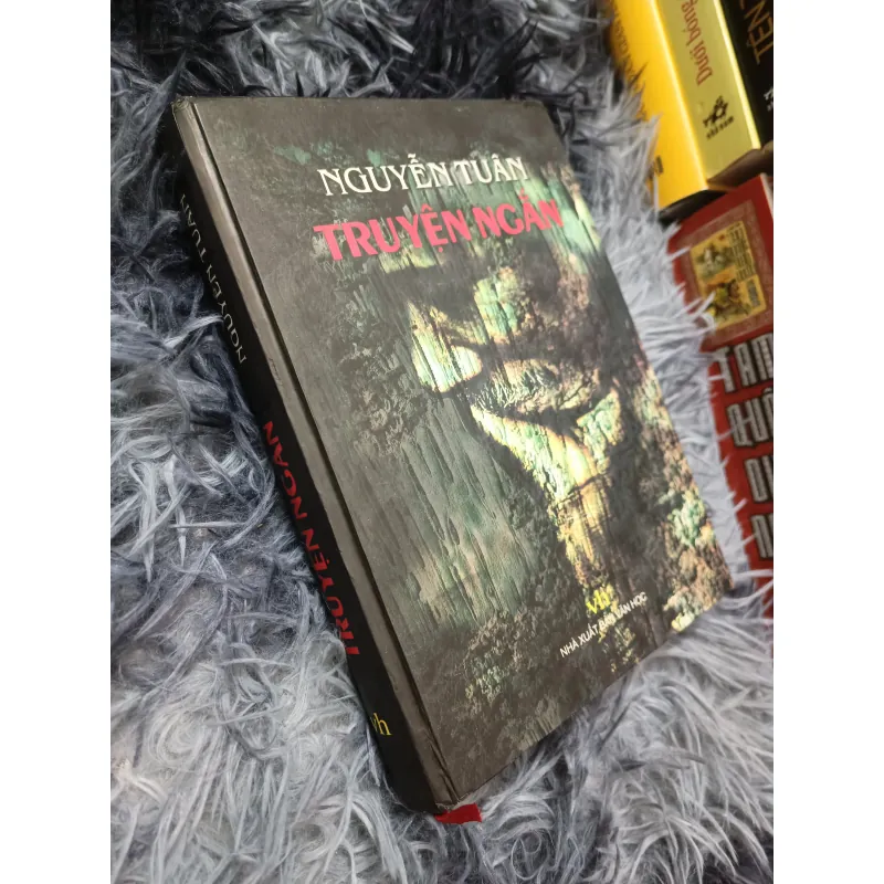 Tuyển tập Nguyễn Tuân 778945