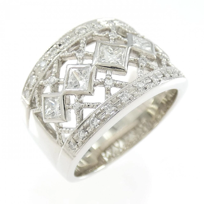 Nhẫn kim cương PT900 0.67CT 668082