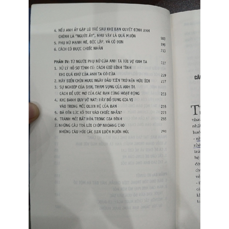 Cư Xử Như Đàn Bà, Suy Nghĩ Như Đàn Ông 542269