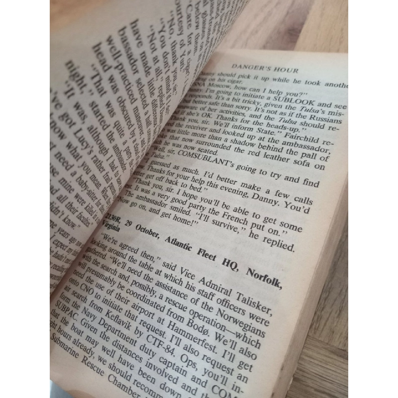 Danger's hour - James Francis 569196