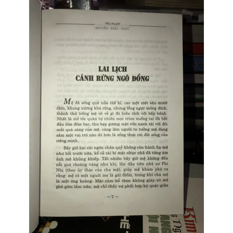 Dưới bóng ngô đồng - Nguyễn Khắc Phục 1001834