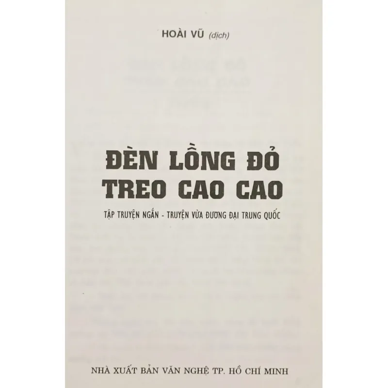 Đèn lồng đỏ treo cao cao 926556