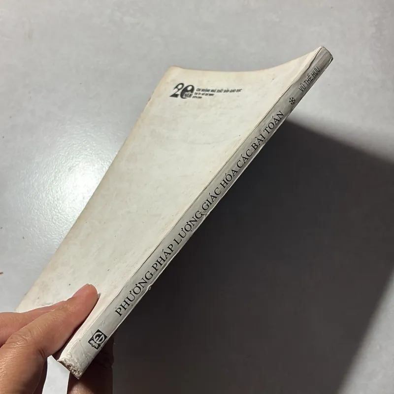 Phương pháp lượng giác hóa các bài toán - Vũ Thế Hựu 740110