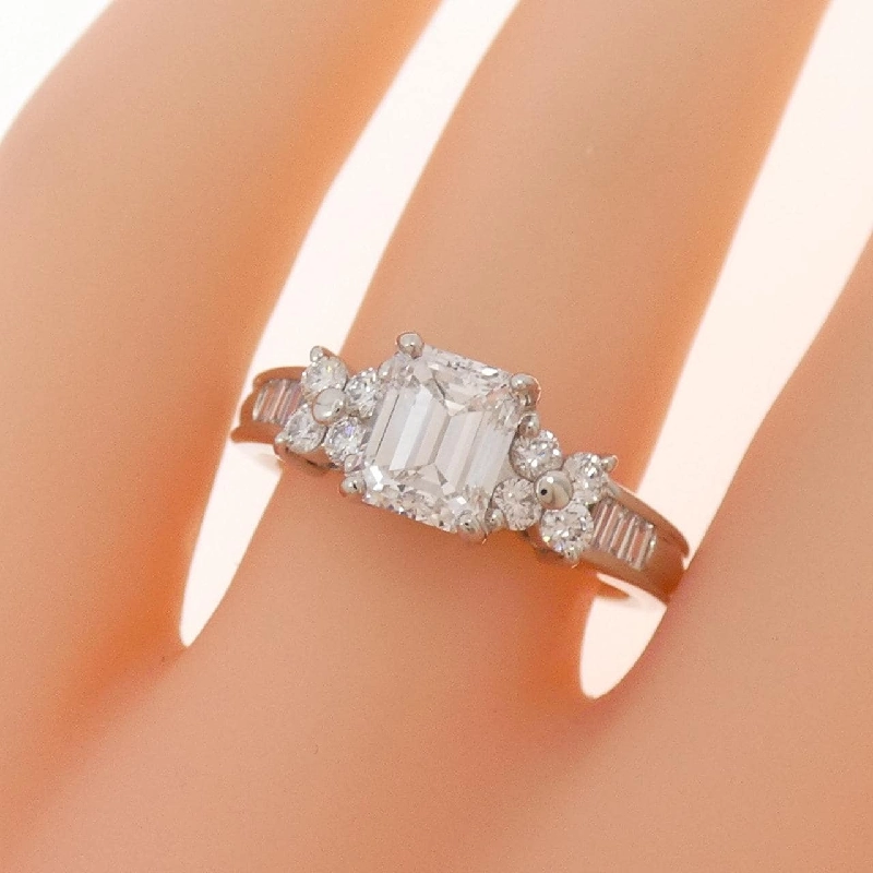 Nhẫn kim cương PT900 1.091CT E VS1 cắt hình thoi - Hàng hiệu Authentic 879389