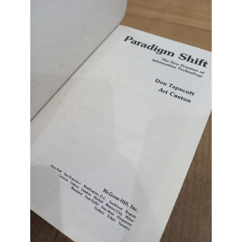 Paradigm Shift - Don Tapscott, Art Caston 599309