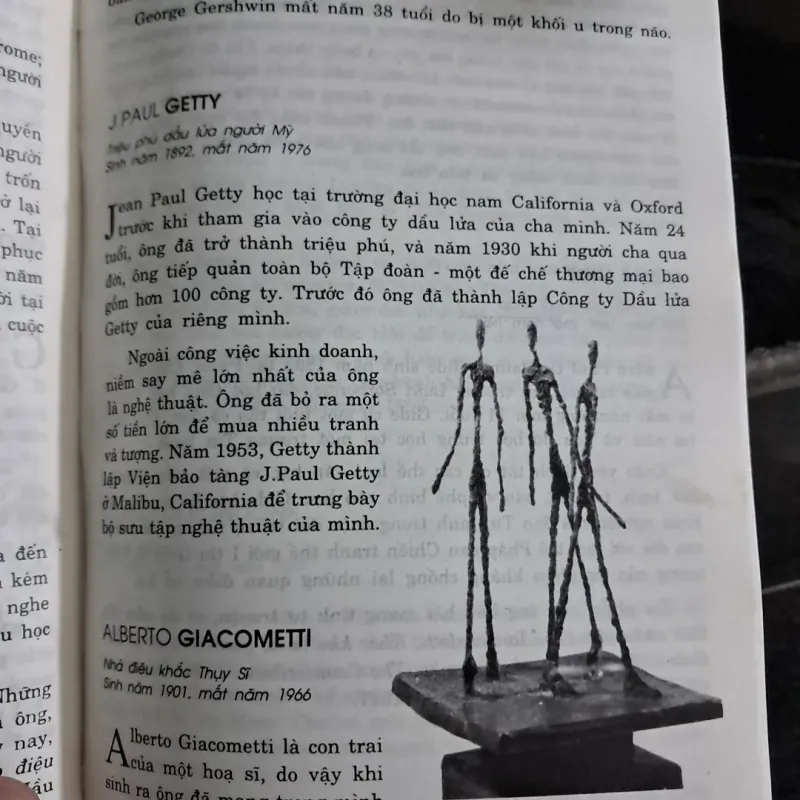 100 nhân vật 1000618