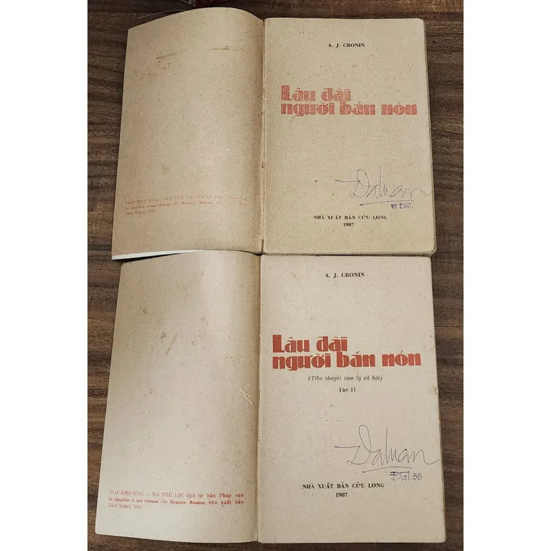 Trọn bộ 2 tập tiểu thuyết LÂU ĐÀI NGƯỜI BÁN NÓN của nhà văn A..J. Cronin  726030