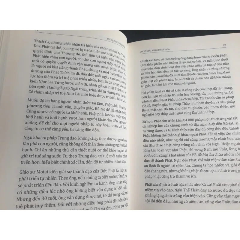 Trí Quảng Toàn Tập - Tập 2 - Lược Giải Kinh Pháp Hoa – Nhà Xuất Bản Hồng Đức 700773