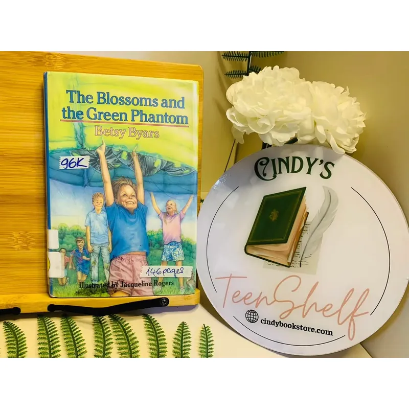 [Sách tiếng Anh 2hand] Like new 90% - 🤩 The Blossoms and the Green Phantom – Betsy Byars 606298