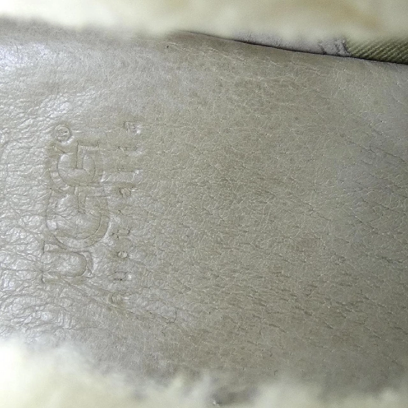 Giày bốt UGG - Hàng hiệu Authentic 830768